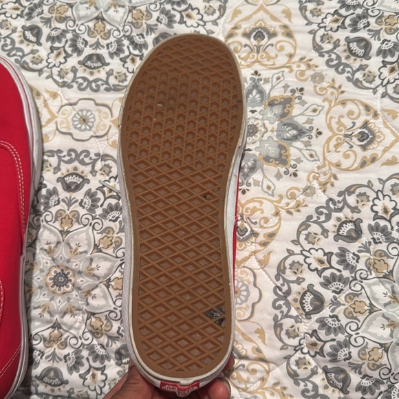 Vans - Picture 7 of 8